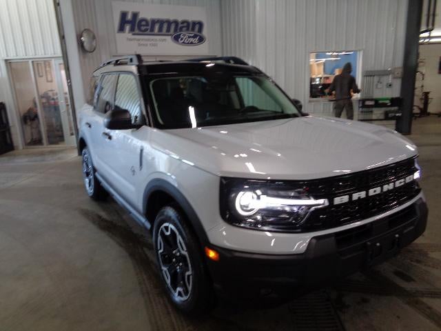 2026 Ford Bronco Sport Outer Banks in Space White Metallic — front three-quarter view
