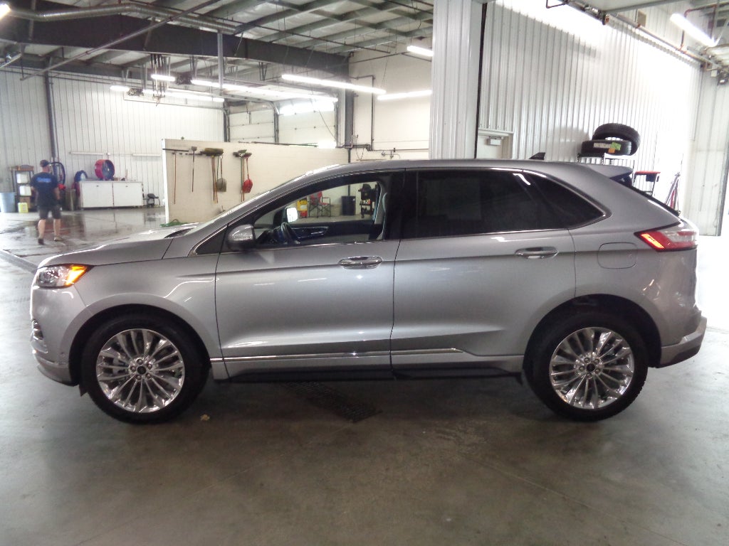 2024 Ford Edge — detail view